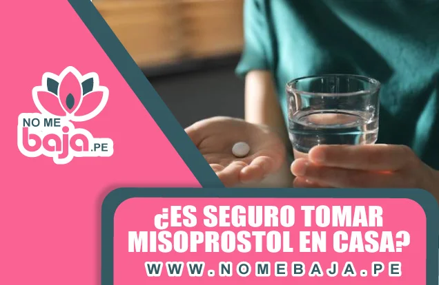 Se mira una mano con un vaso  y una pastilla , tambien un titulo que dice : ¿Es seguro tomar Misoprostol en casa? nomebaja.pe